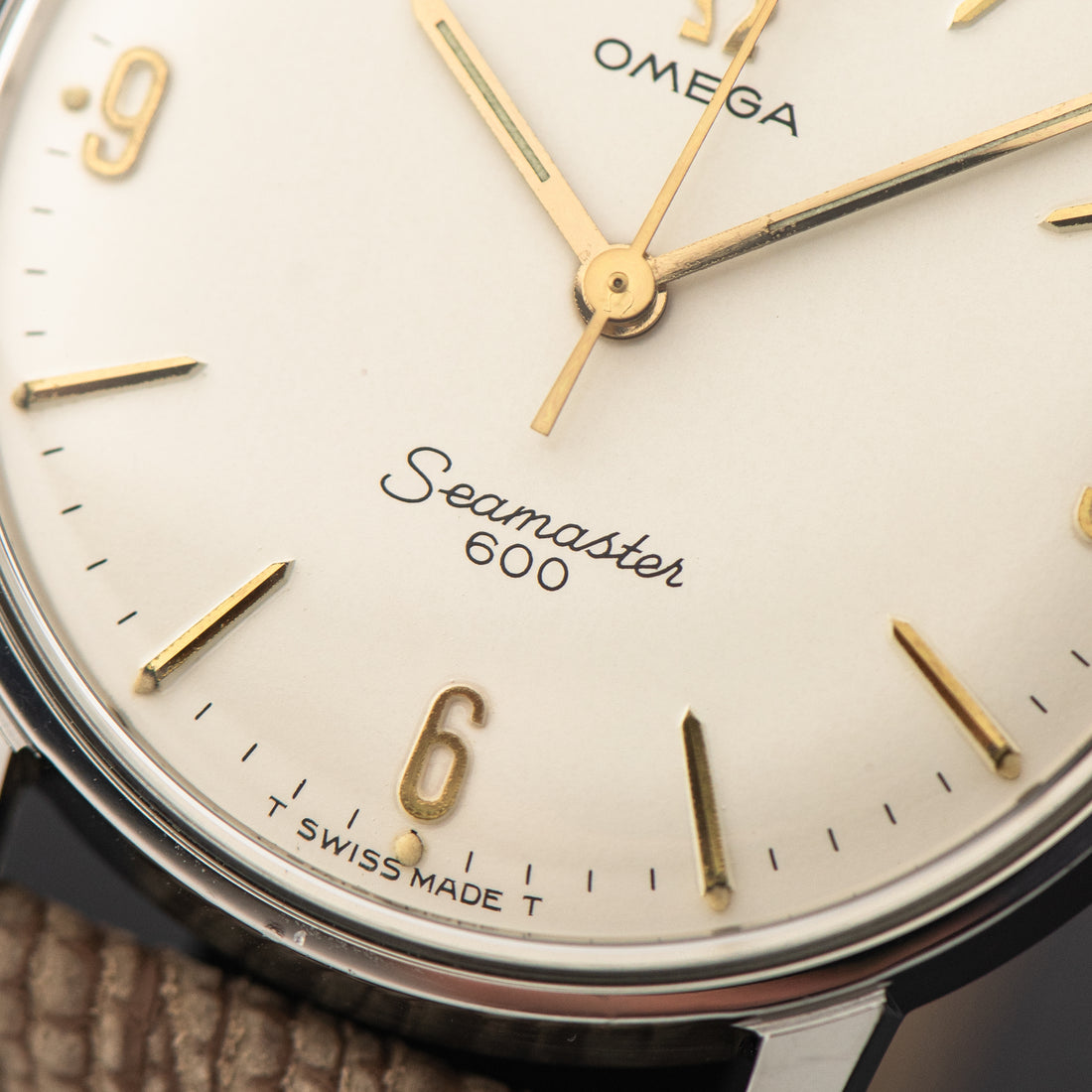 1964 OMEGA SEAMASTER 600 SUNBURST EXPLORER CAL. 600 REF. 135.011