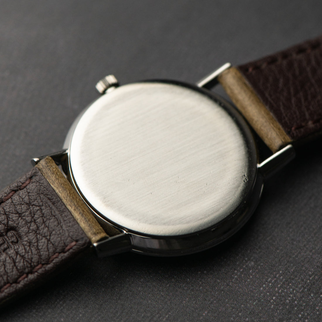 1966 OMEGA GENEVE GREY LINEN CAL. 611 REF. 132.019