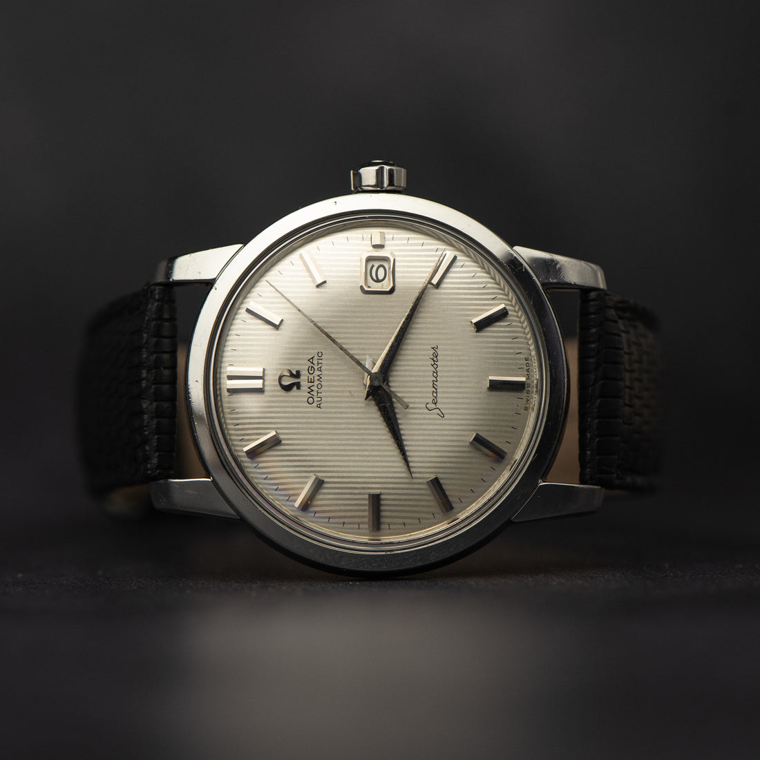 1961 OVERSIZE OMEGA SEAMASTER PINSTRIPE CAL. 503 REF. 2992-4SC