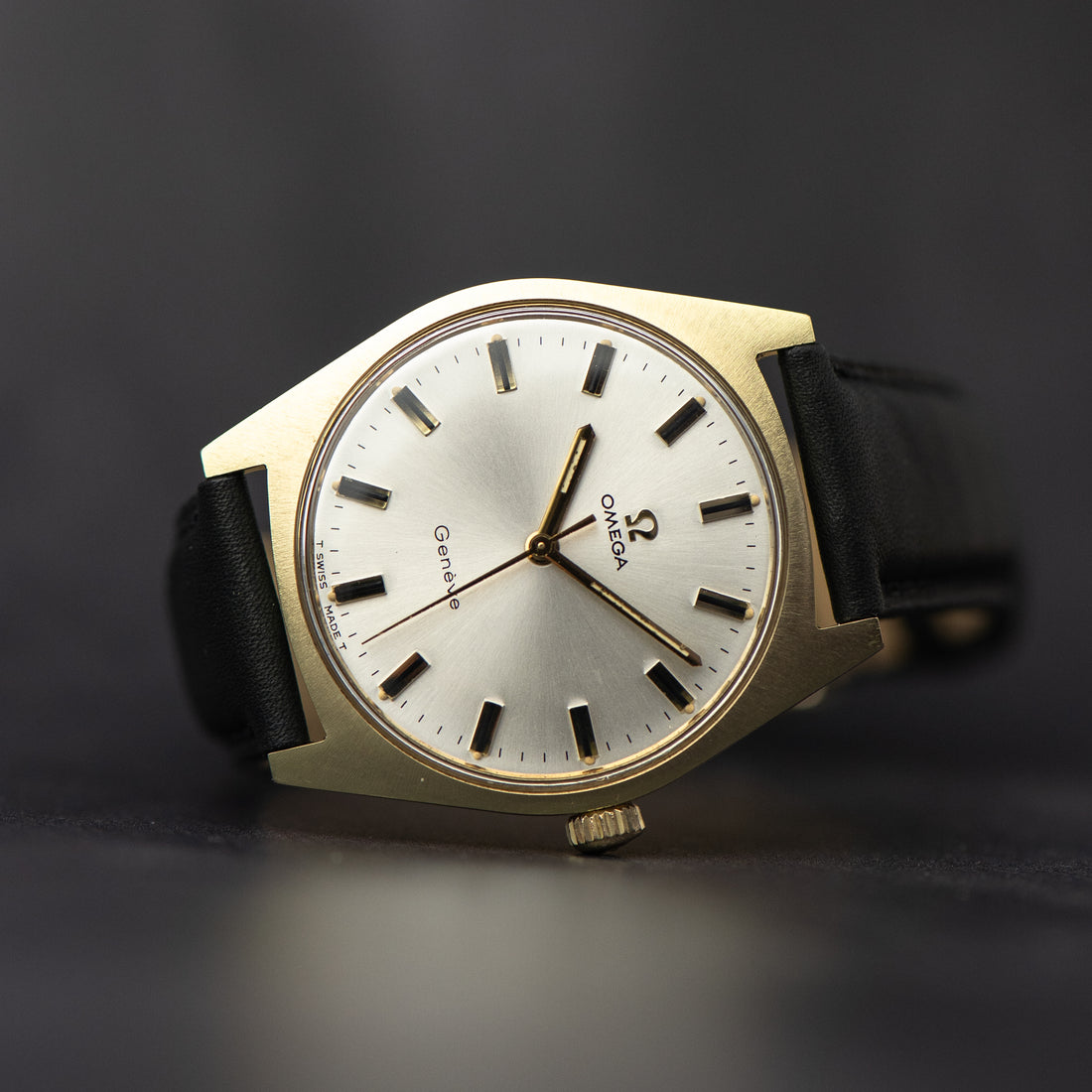 1969 OMEGA GENEVE SUNBURST WITH PAPERWORK CAL. 601 REF. 135.041