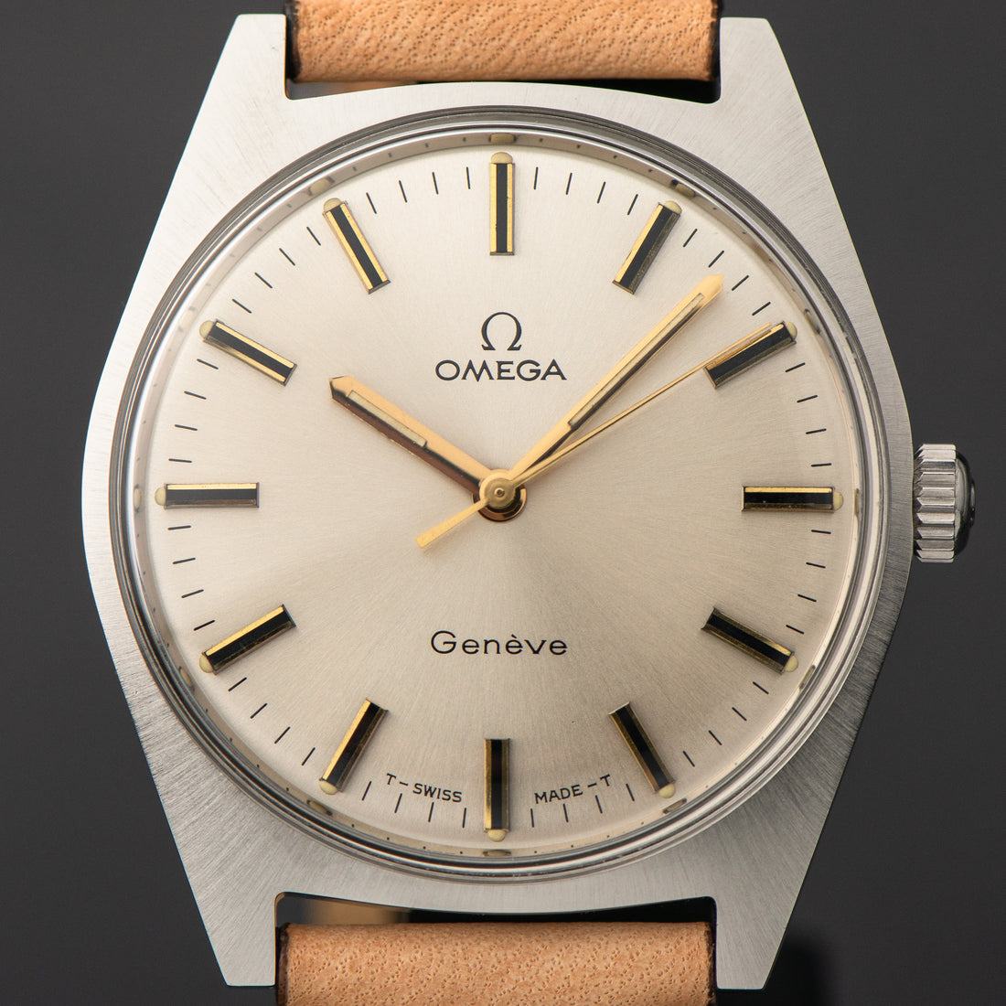 NOS 1969 OMEGA GENEVE SUNBURST CAL. 601 REF. 135.041