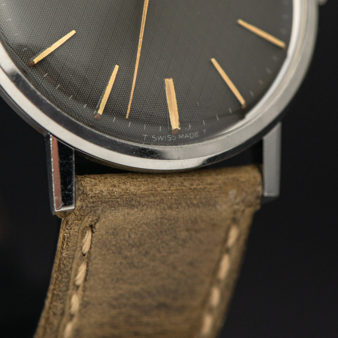 1966 OMEGA GENEVE GREY LINEN CAL. 611 REF. 132.019