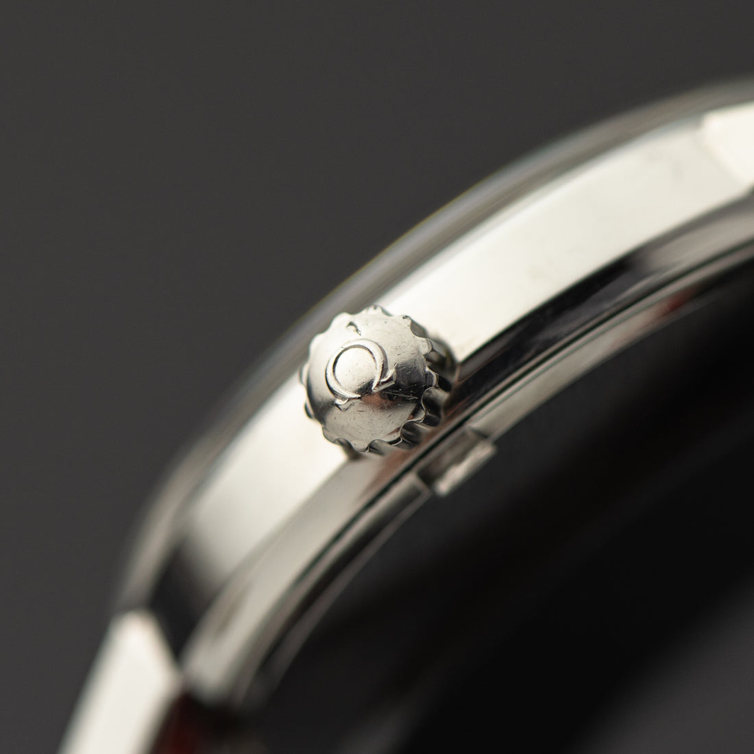 1965 OMEGA SEAMASTER 600 WHITE TECHNICAL RED CROSSHAIR CAL. 611 REF. 136.011