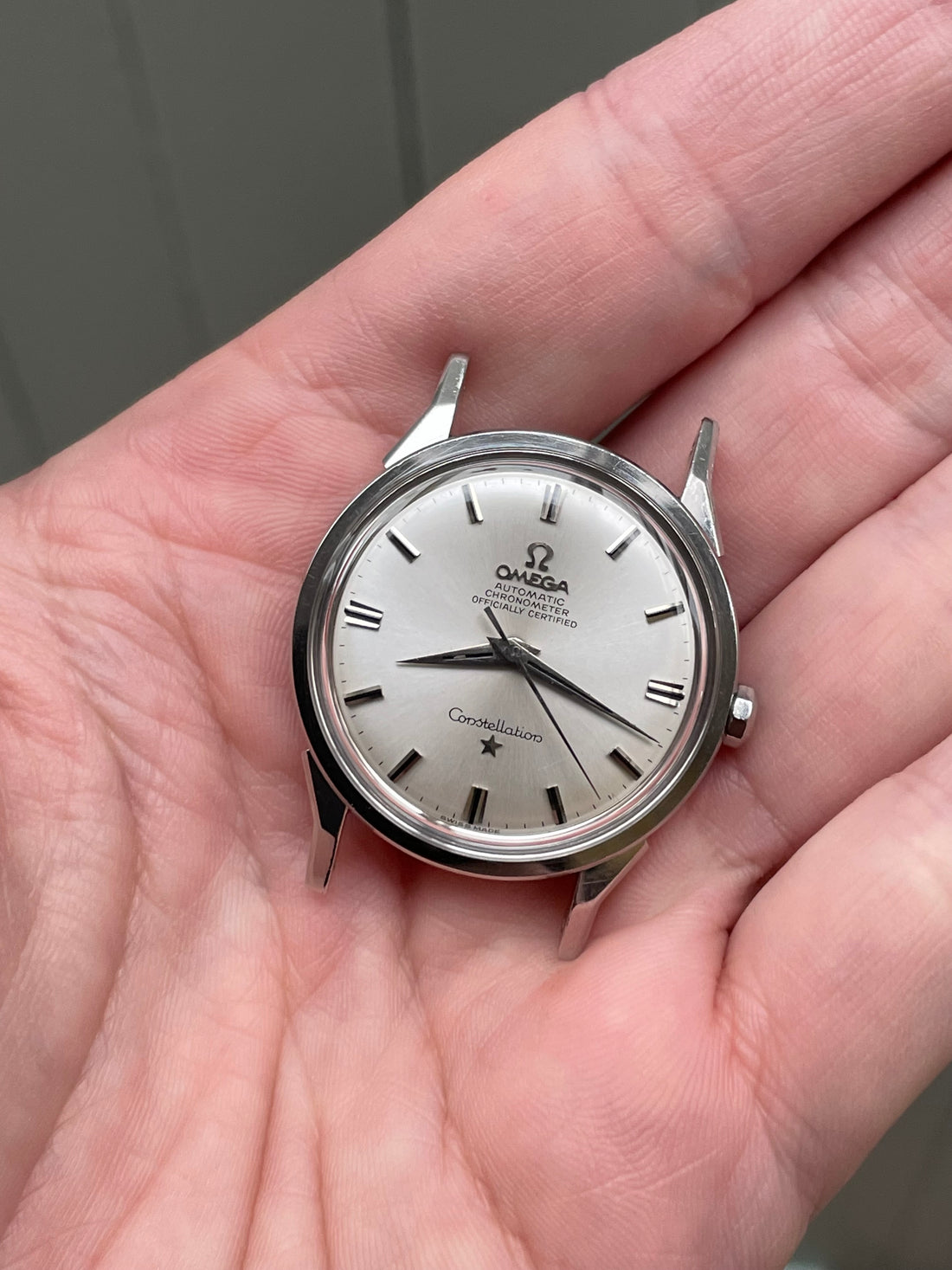 1963 OMEGA CONSTELLATION SUNBURST DOG-LEG CAL. 551 REF. 167.005