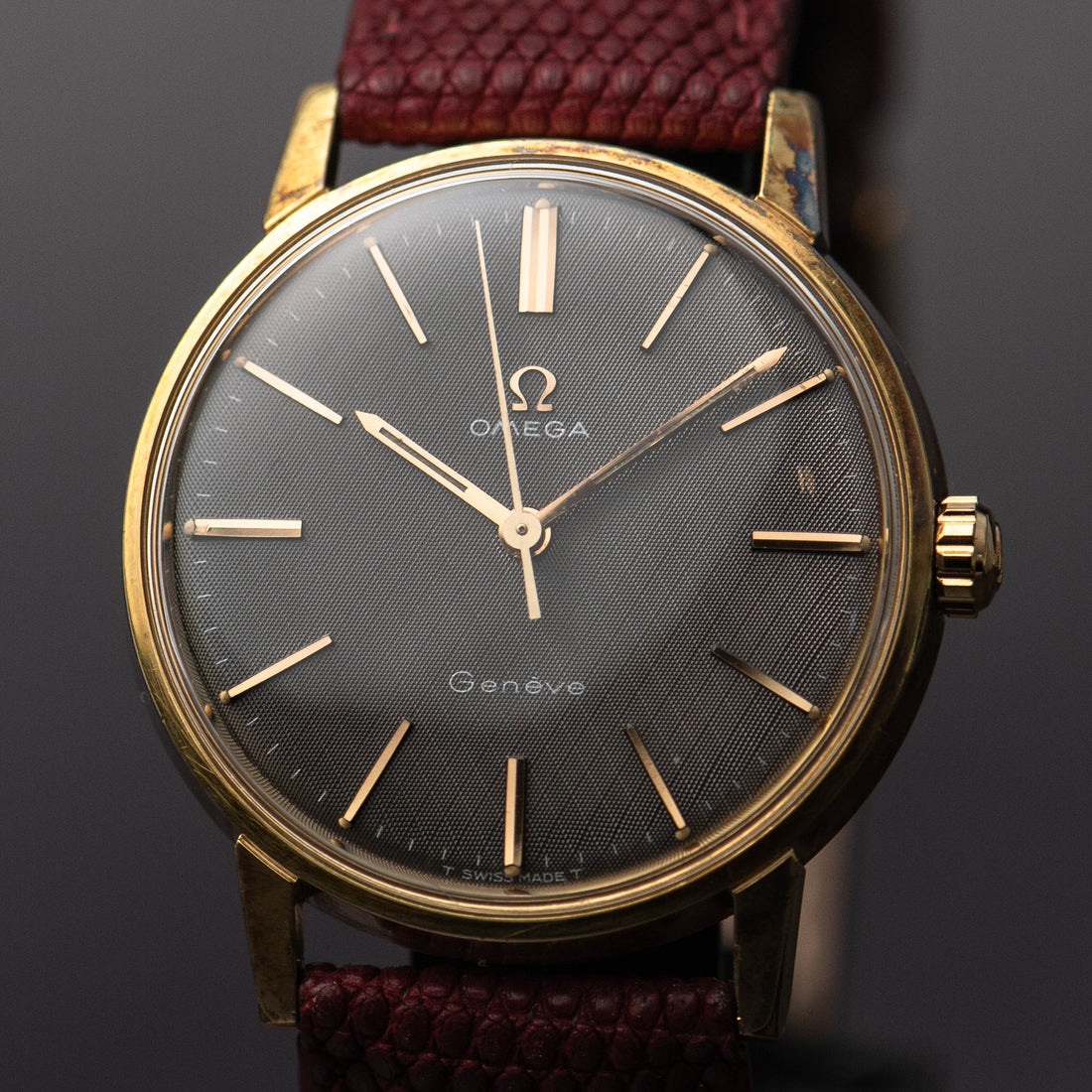 1968 OMEGA SEAMASTER GENEVE GREY LINEN RAINBOW HUE CAL. 601 REF. 135.011