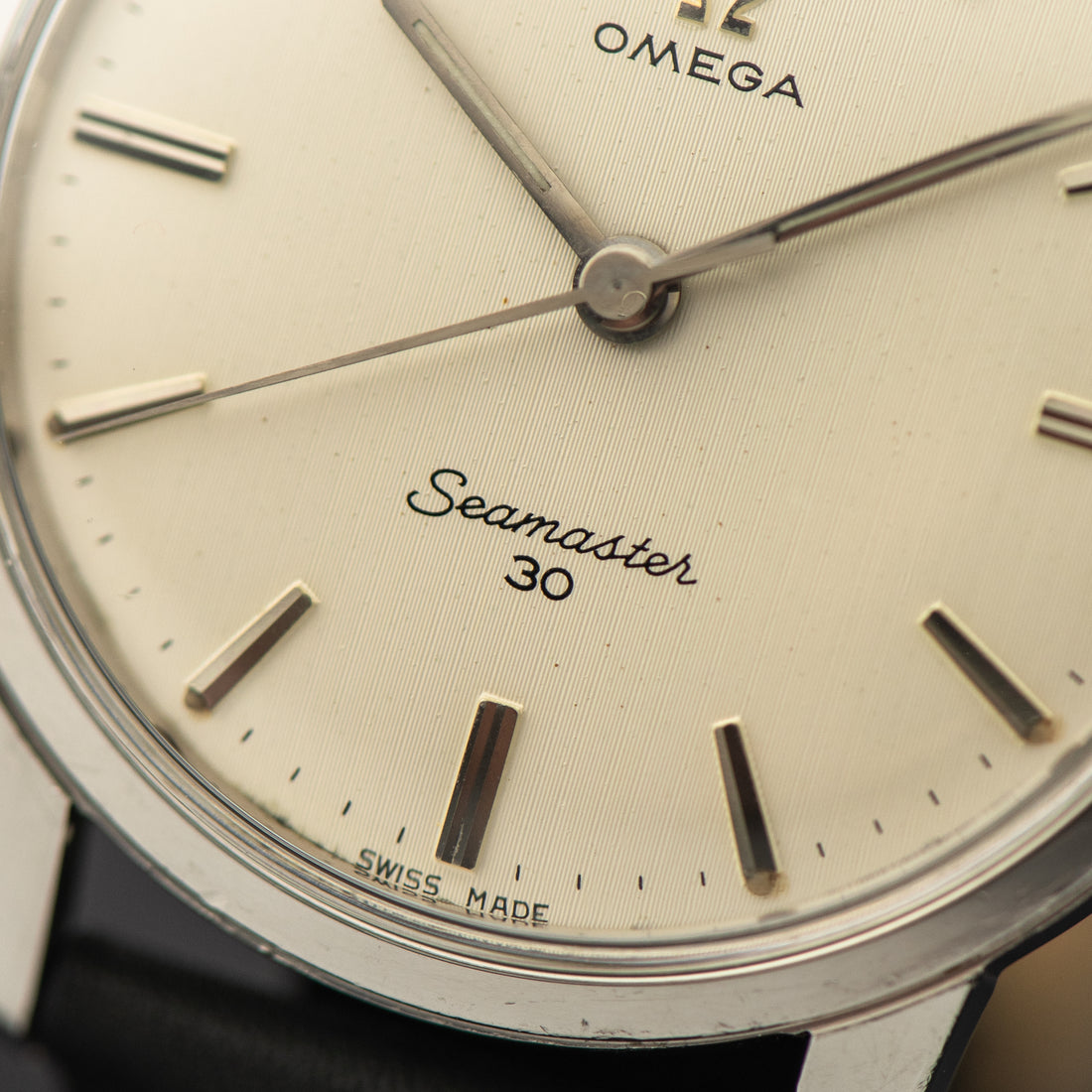 1962 OMEGA SEAMASTER 30 PINSTRIPE LINEN CAL. 286 REF. 135.007-63
