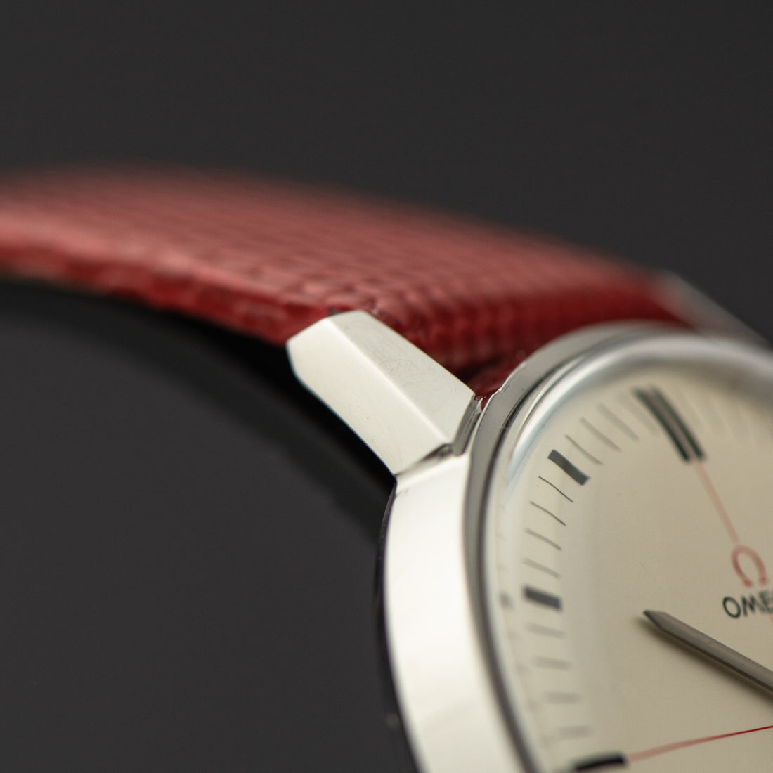 1965 OMEGA SEAMASTER 600 WHITE TECHNICAL RED CROSSHAIR CAL. 611 REF. 136.011