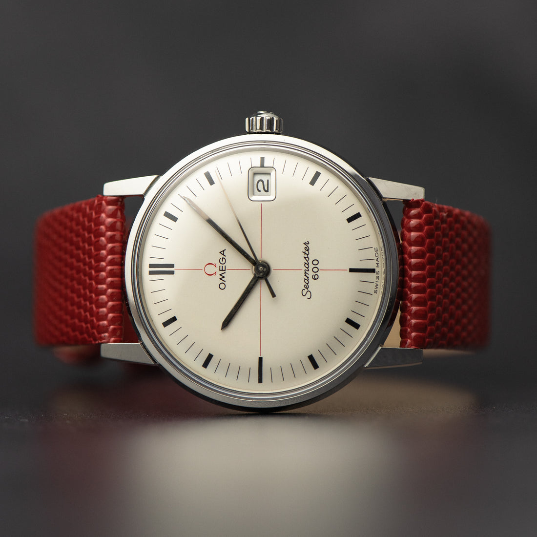 1965 OMEGA SEAMASTER 600 WHITE TECHNICAL RED CROSSHAIR CAL. 611 REF. 136.011