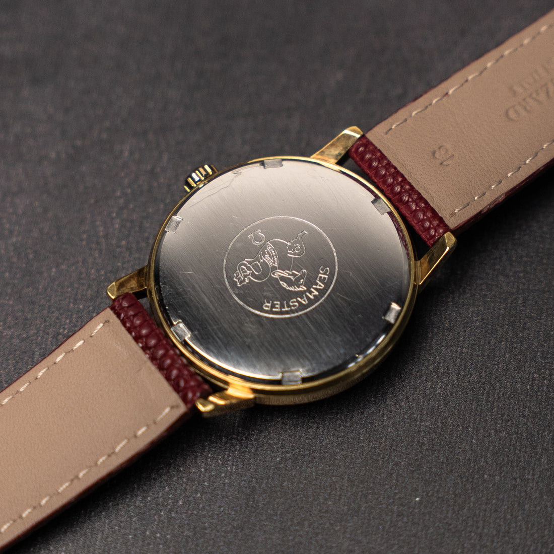 1968 OMEGA SEAMASTER GENEVE GREY LINEN RAINBOW HUE CAL. 601 REF. 135.011