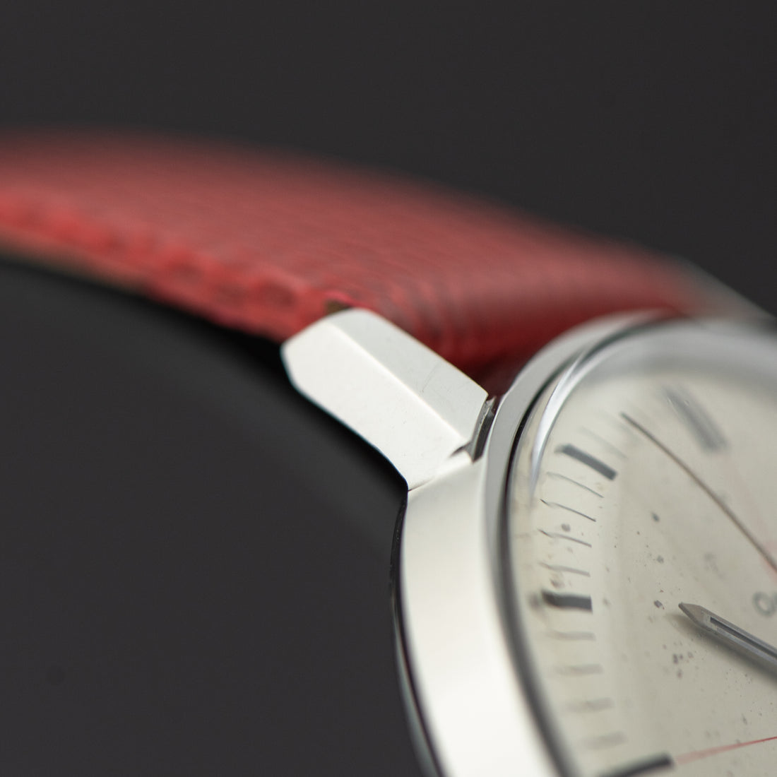 1965 OMEGA SEAMASTER 600 WHITE TECHNICAL RED CROSSHAIR CAL. 611 REF. 136.011