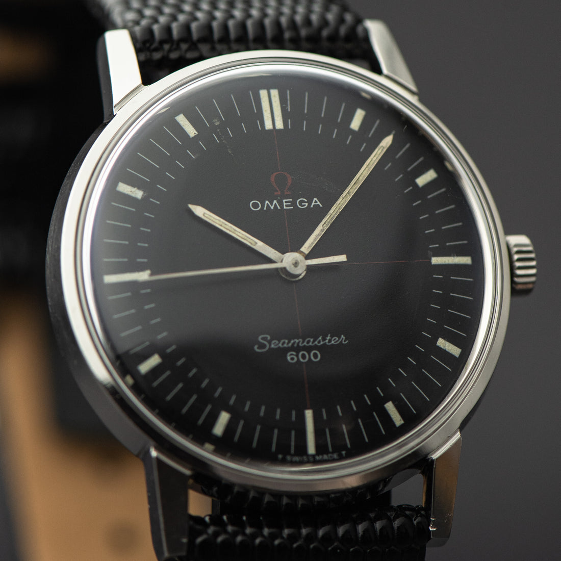 1965 OMEGA SEAMASTER 600 BLACK TECHNICAL RED CROSSHAIR CAL. 601 REF. 135.011