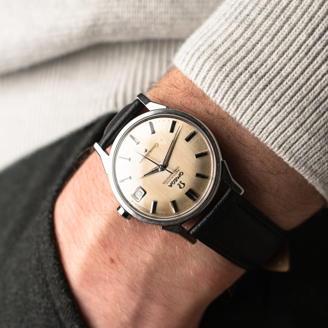 1962 OMEGA CONSTELLATION DOG-LEG CAL. 561 REF. 14902 62 SC
