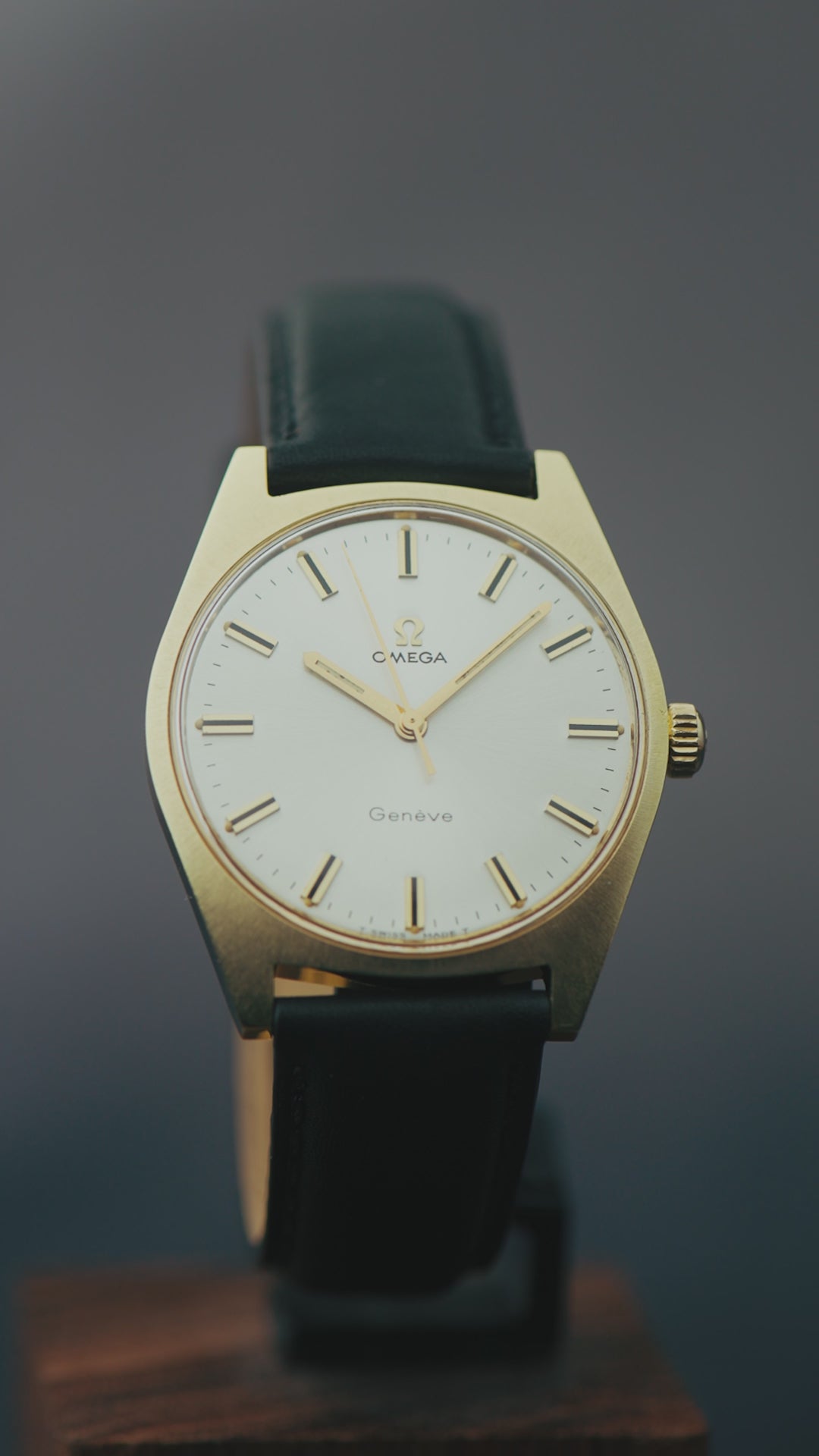 1969 OMEGA GENEVE SUNBURST WITH PAPERWORK CAL. 601 REF. 135.041