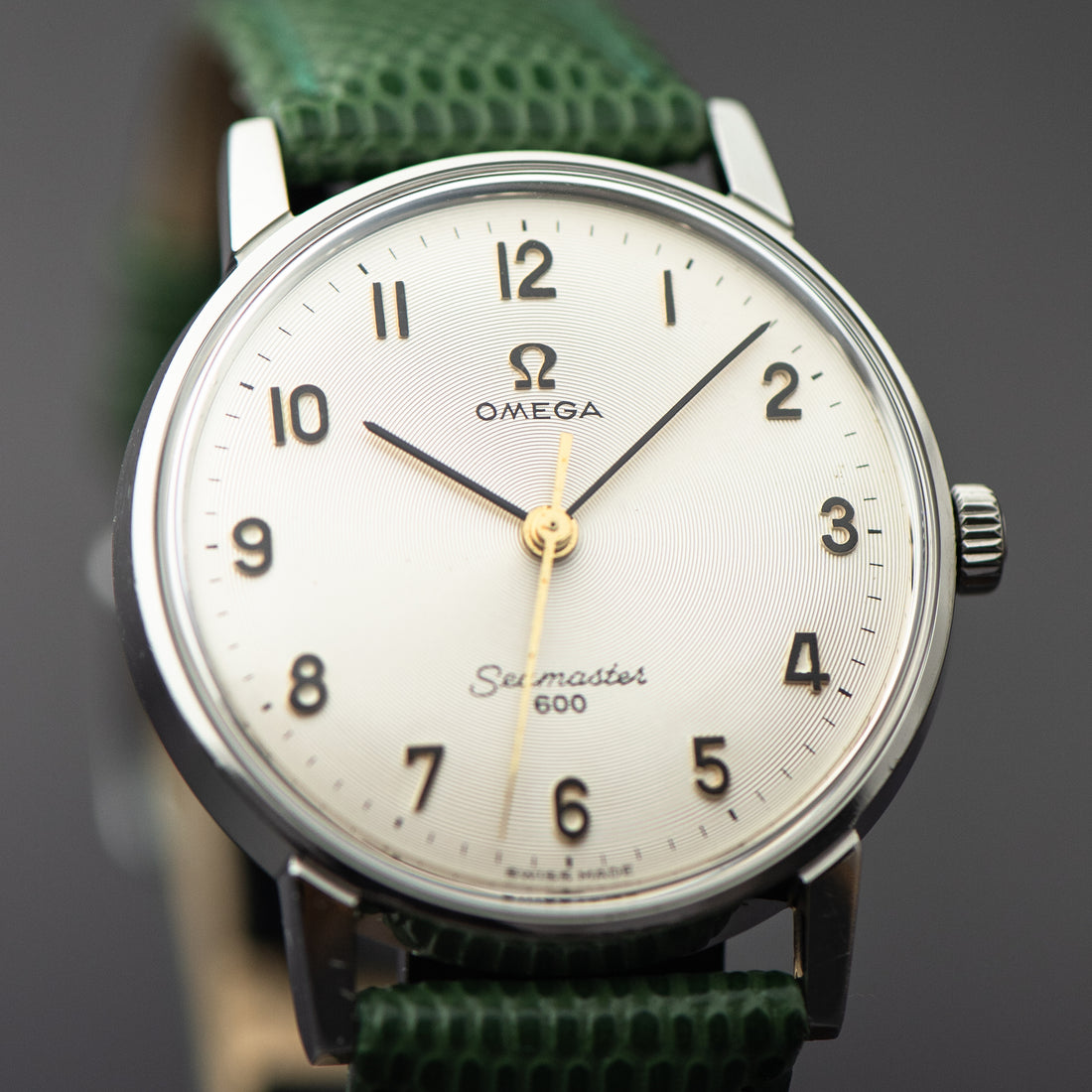 1966 OMEGA SEAMASTER 600 ARABIC CONCENTRIC CIRCLES CAL. 601 REF. 135.011