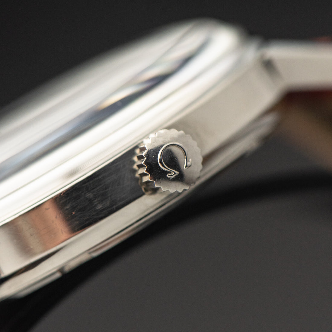 1965 OMEGA SEAMASTER 600 WHITE TECHNICAL RED CROSSHAIR CAL. 611 REF. 136.011