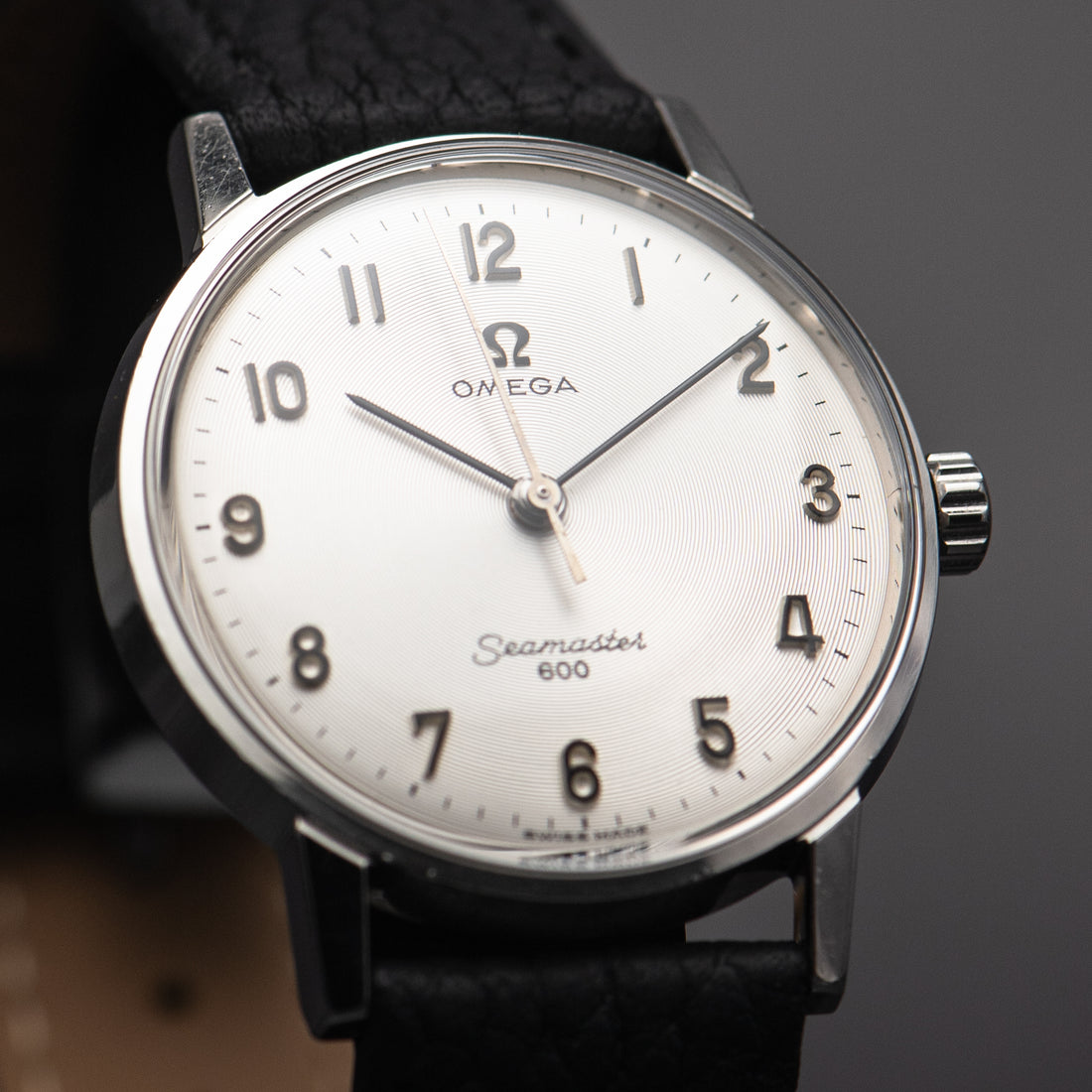 1965 OMEGA SEAMASTER 600 ARABIC CONCENTRIC CIRCLES CAL. 601 REF. 135.011