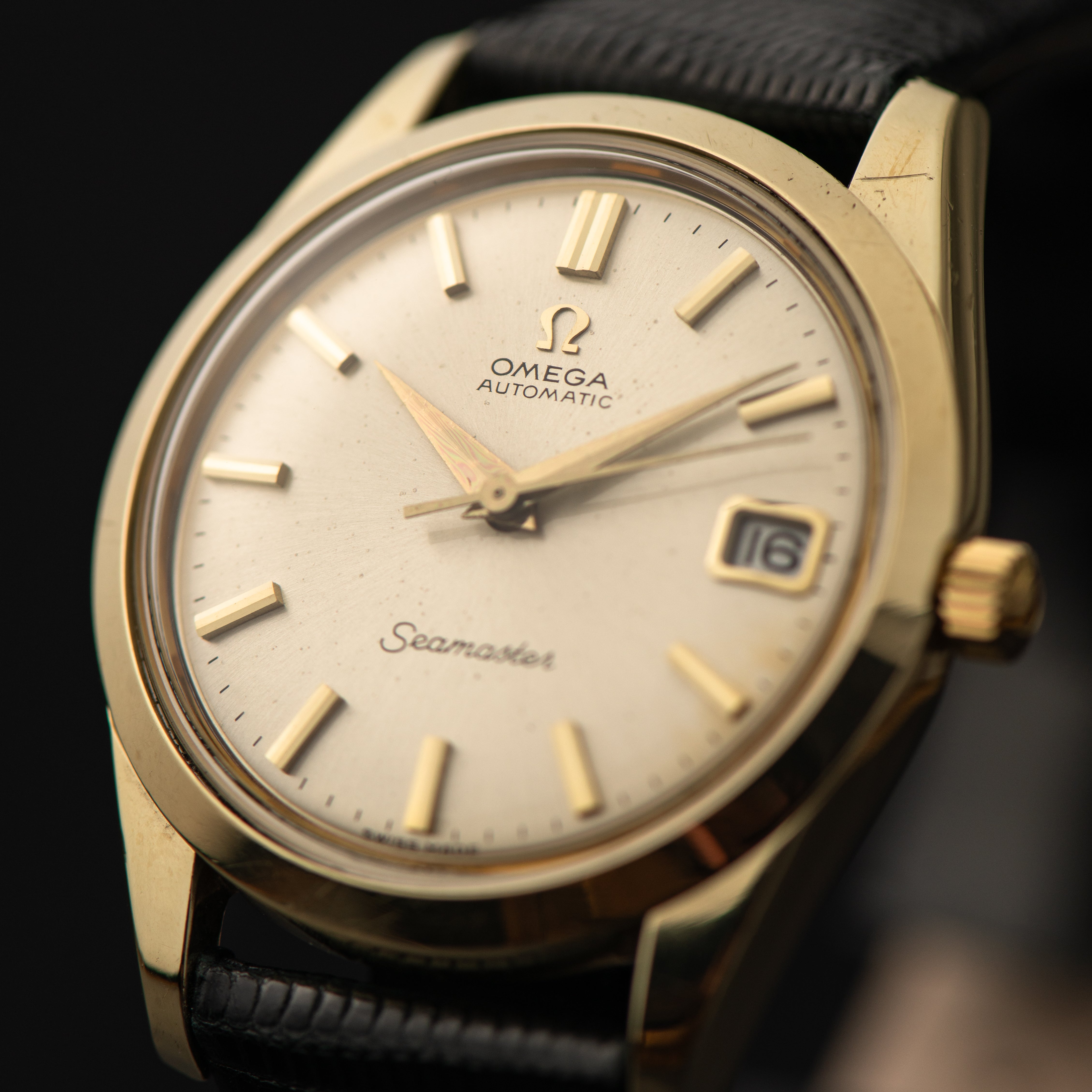 1961 OMEGA GENEVE TWO TONE CROSSHAIR SUNBURST CAL. 562 REF. 14703