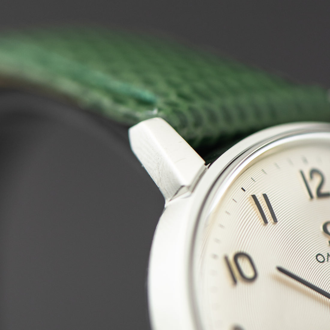 1966 OMEGA SEAMASTER 600 ARABIC CONCENTRIC CIRCLES CAL. 601 REF. 135.011