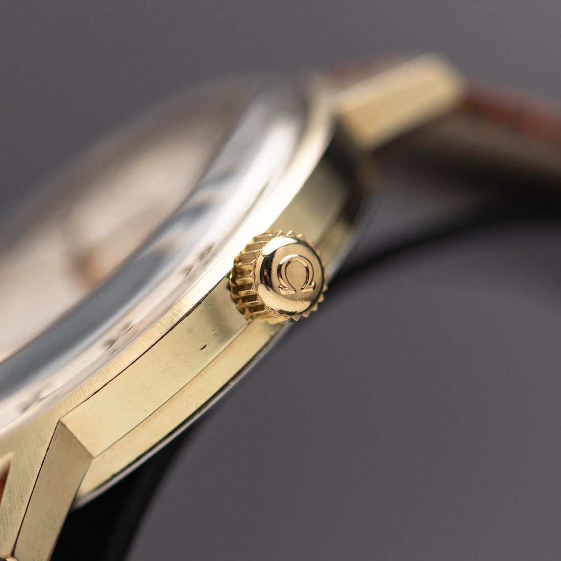 1969 OMEGA GENEVE ARABIC CAL. 601 REF. 135.070