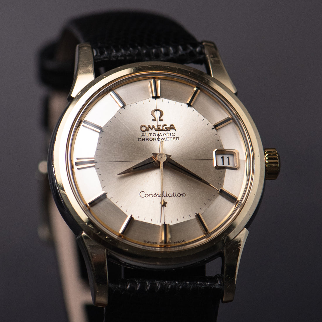 1961 OMEGA CONSTELLATION TWO TONE CROSSHAIR PIE PAN CAL. 561 REF. 14393 61 SC