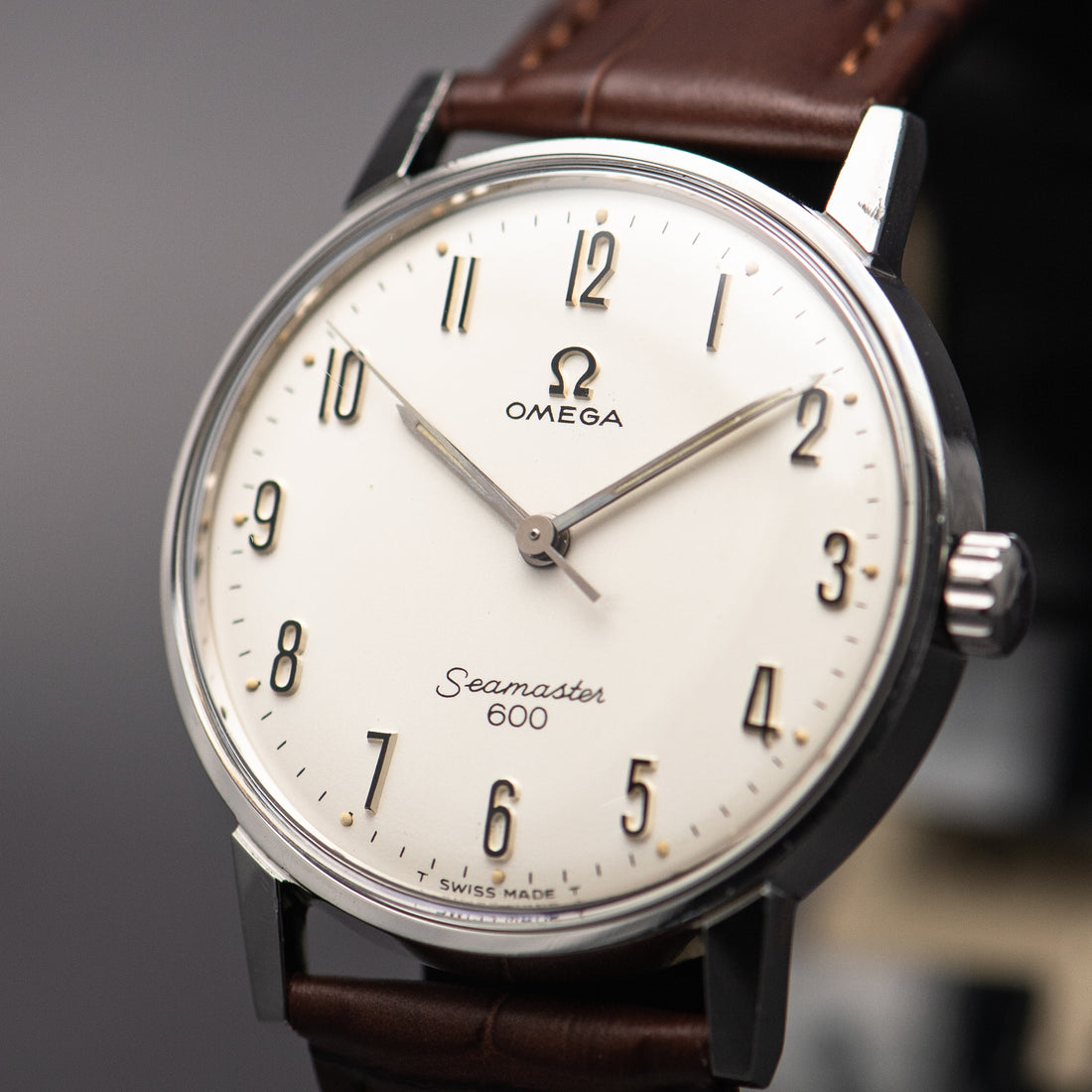 1964 OMEGA SEAMASTER 600 ARABIC CAL. 601 REF. 135.011