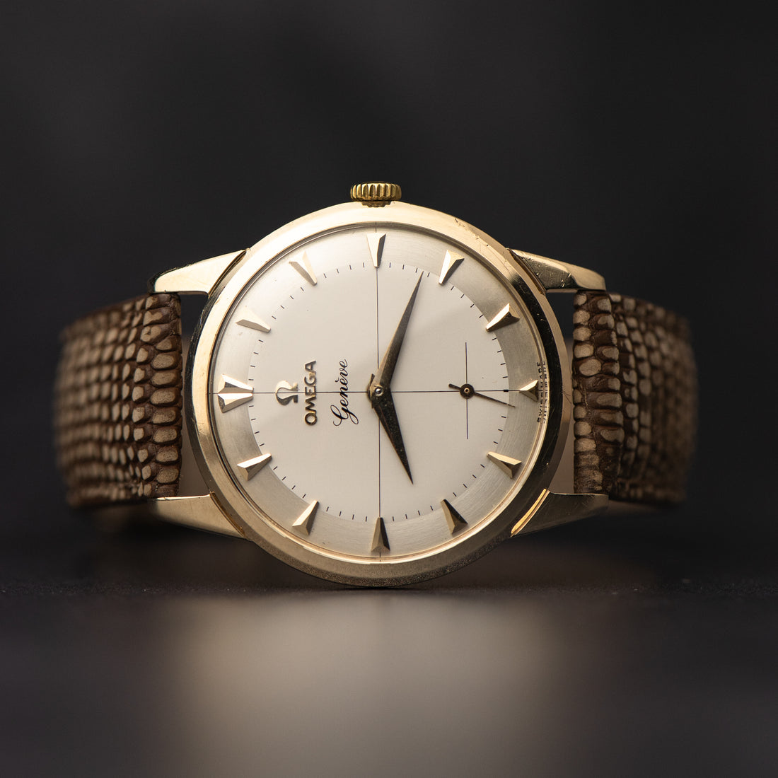 1960 9K GOLD OMEGA GENEVE TWO TONE CROSSHAIR SUB SECONDS WITH PAPERWORK CAL. 267 REF. 13332