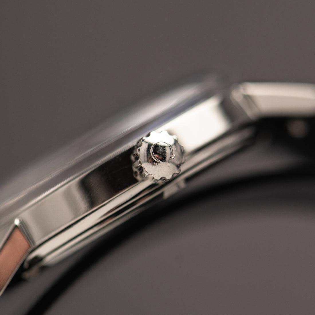 1967 DOUBLE SIGNED OMEGA SEAMASTER 600 GENEVE SUNBURST CAL. 601 REF. 135.011