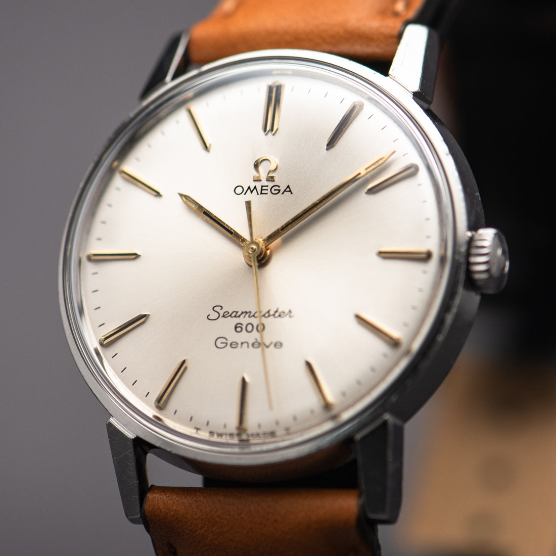 1967 DOUBLE SIGNED OMEGA SEAMASTER 600 GENEVE SUNBURST CAL. 601 REF. 135.011