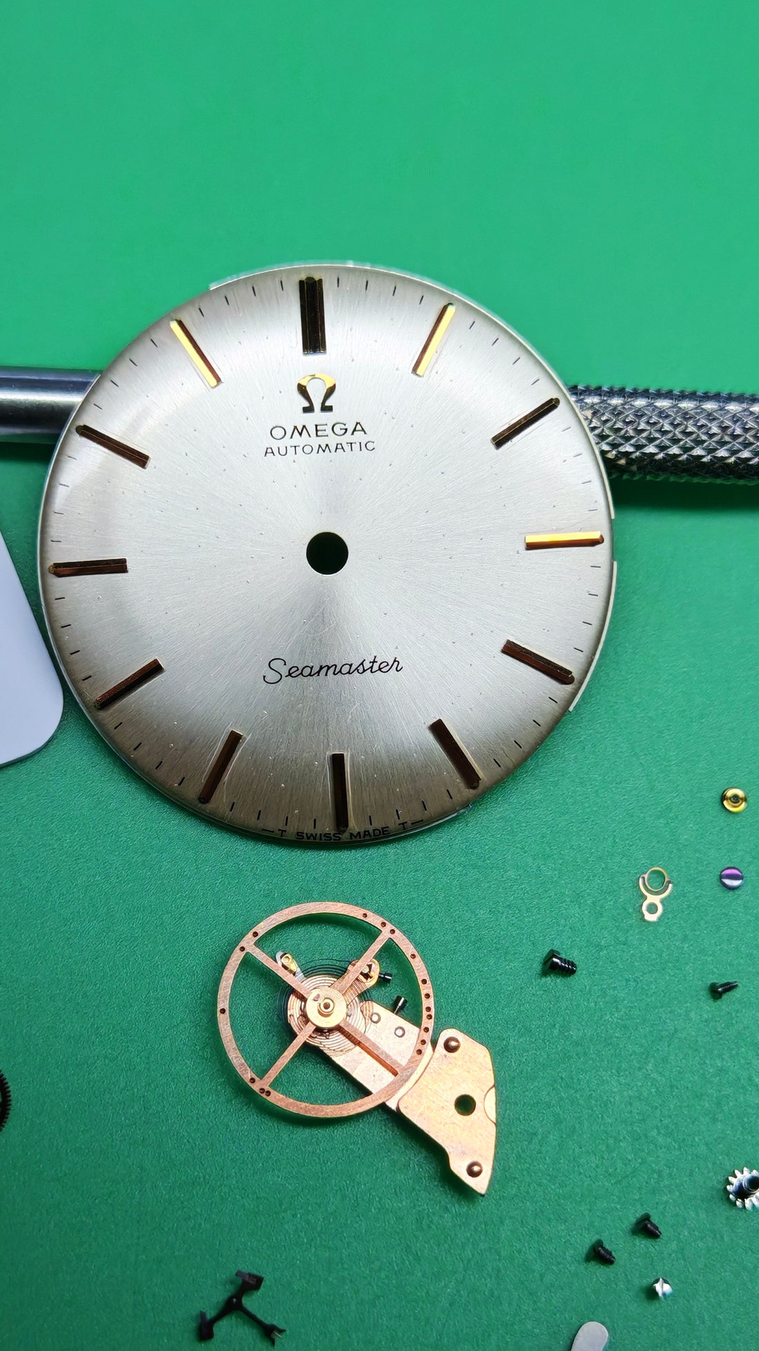1966 OMEGA SEAMASTER SUNBURST CAL. 552 REF. 165.002