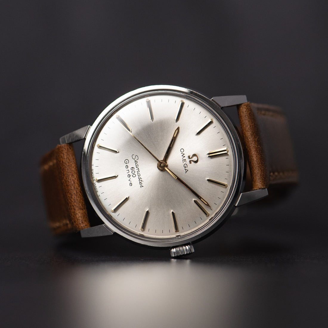1967 DOUBLE SIGNED OMEGA SEAMASTER 600 GENEVE SUNBURST CAL. 601 REF. 135.011