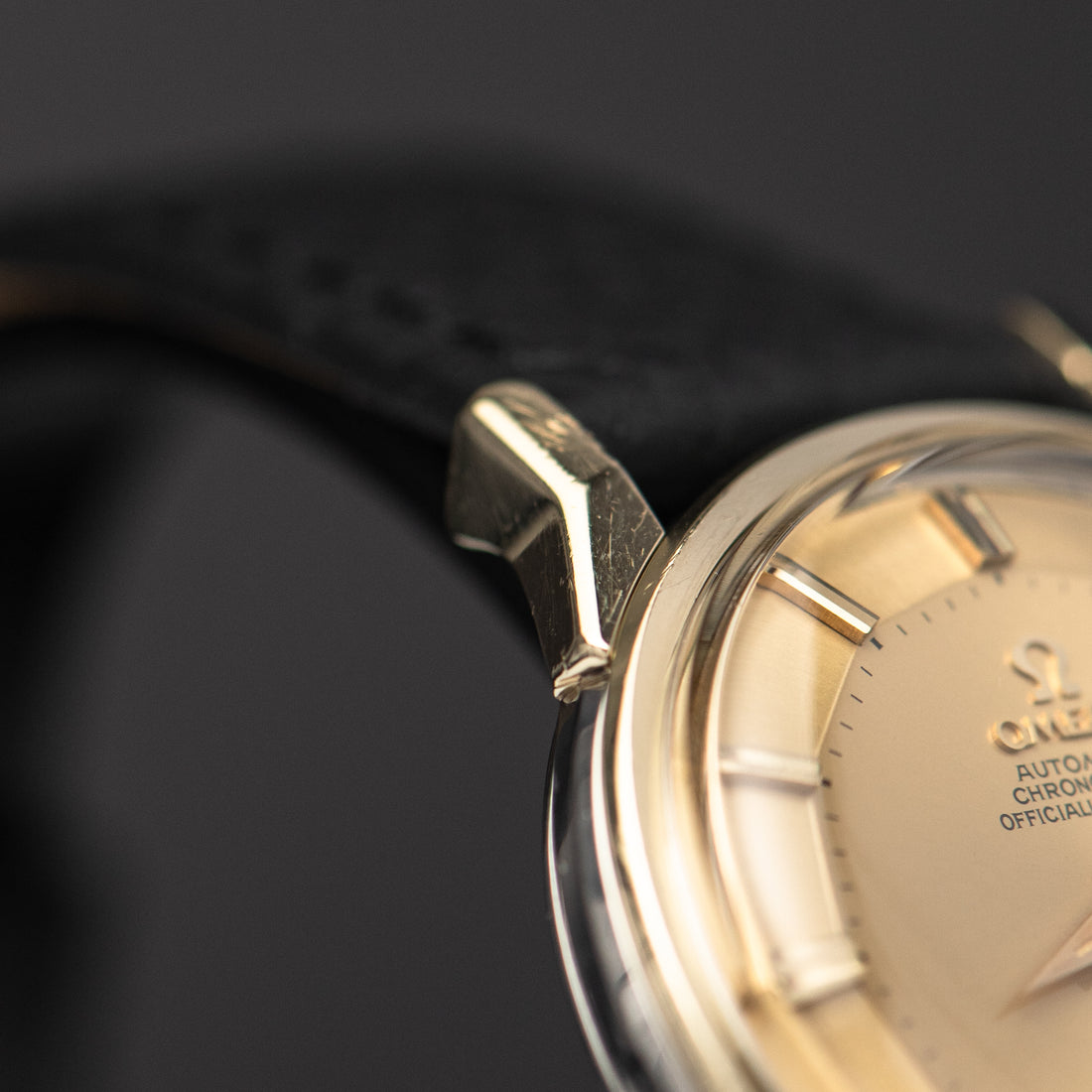 1967 OMEGA CONSTELLATION PIE PAN QUICKSET DOG-LEG CAL. 564 REF. 168.005