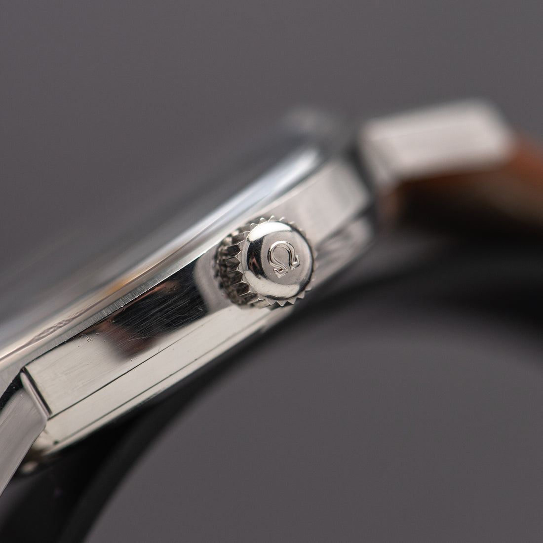 1969 OMEGA GENEVE ARABIC CAL. 601 REF. 135.070