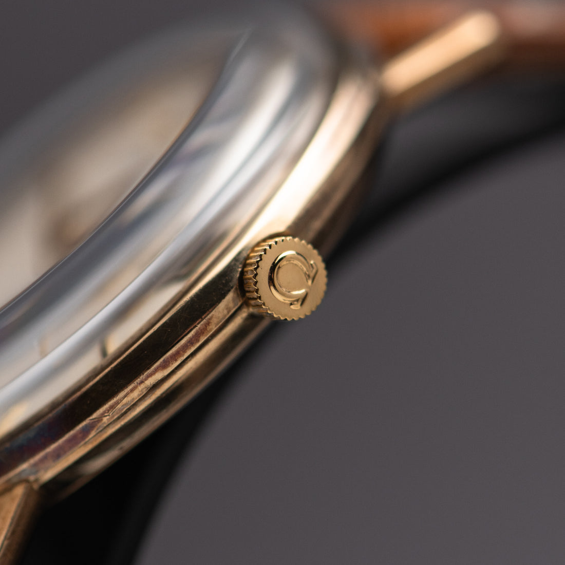 1969 9K GOLD OMEGA GENEVE QUICKSET RAINBOW HUE CAL. 613 REF. 131/25016