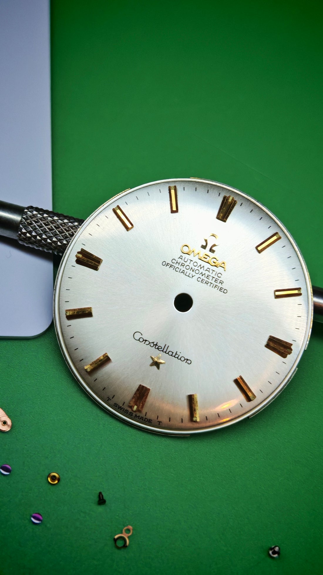 1964 OMEGA CONSTELLATION CROSSHAIR SUNBURST DOG-LEG CAL. 551 REF. 167.005