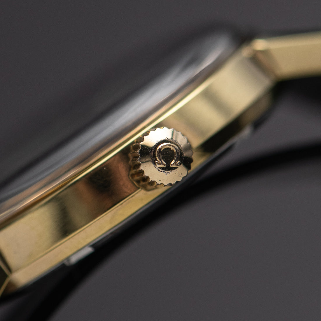 1967 OMEGA SEAMASTER GENEVE SUNBURST CAL. 601 REF. 135.011