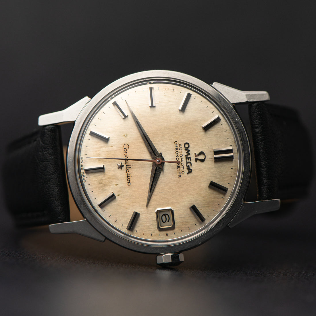 1962 OMEGA CONSTELLATION DOG-LEG CAL. 561 REF. 14902 62 SC