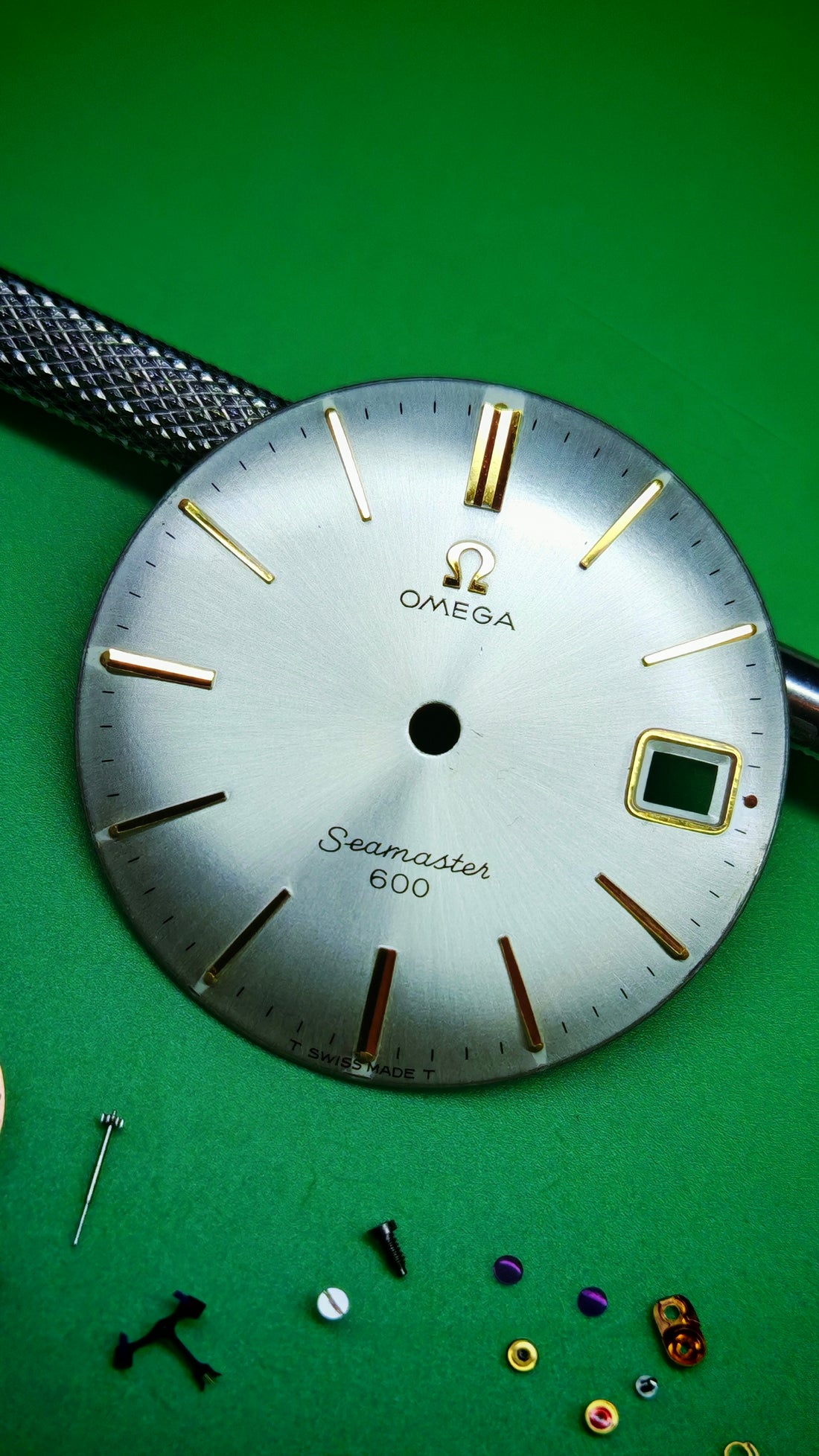 1965 OMEGA SEAMASTER 600 SUNBURST CAL. 611 REF. 136.011
