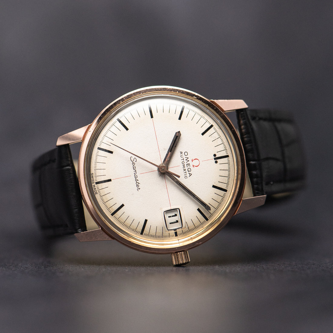 1967 ROSE GOLD OMEGA SEAMASTER SPEEDMASTER COMPANION WHITE TECHNICAL RED CROSSHAIR QUICKSET CAL. 565 REF. 166.002