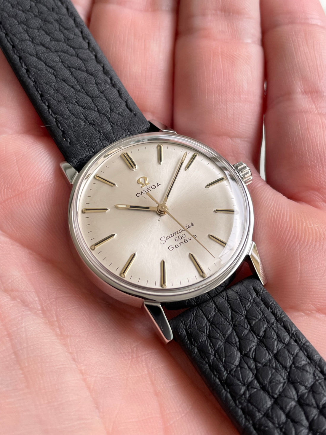 1967 DOUBLE SIGNED OMEGA SEAMASTER 600 GENEVE SUNBURST CAL. 601 REF. 135.011