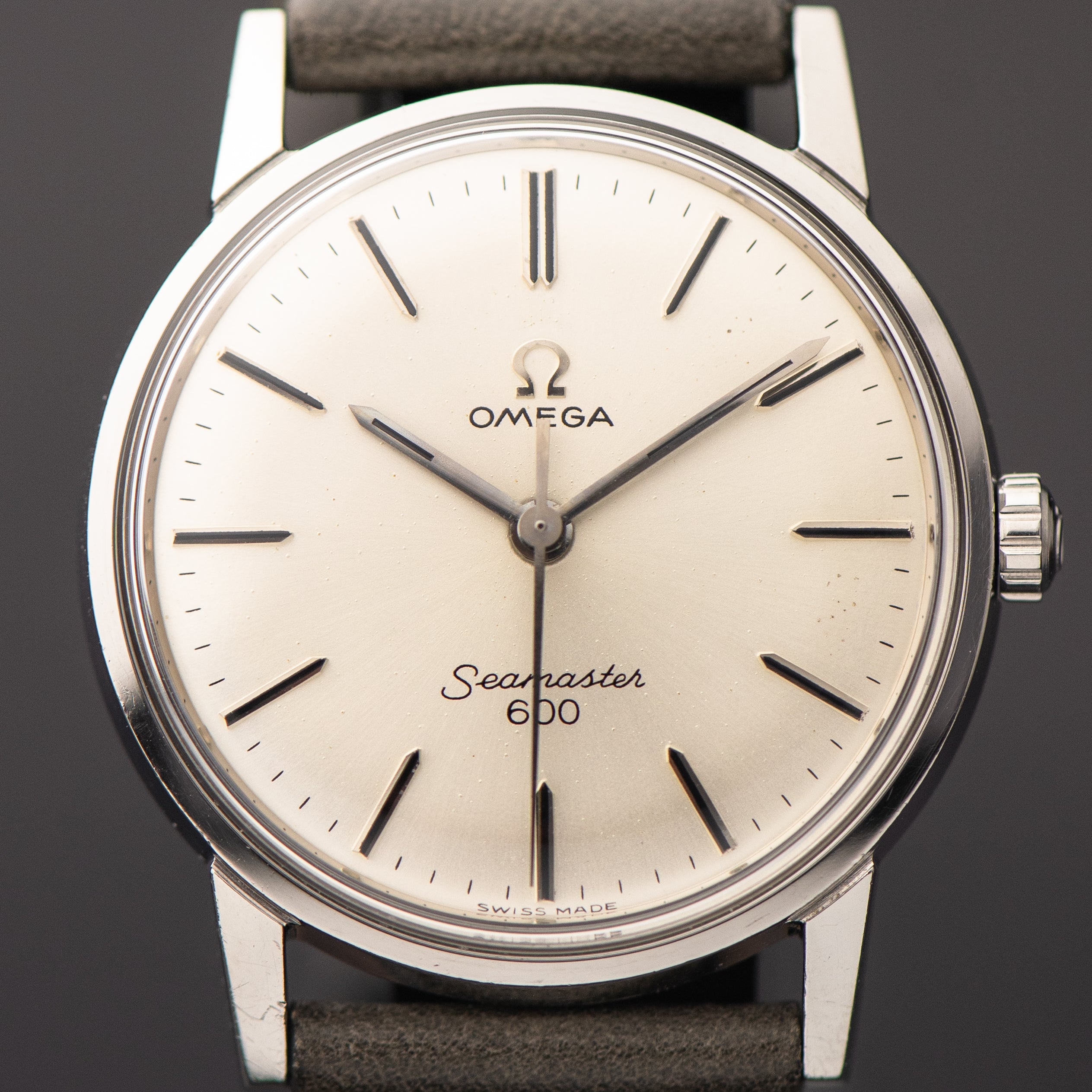 1966 MIDSIZE OMEGA SEAMASTER 600 SUNBURST CAL. 601 REF. 135.012