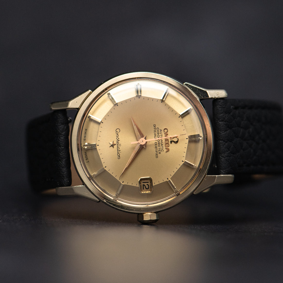 1967 OMEGA CONSTELLATION PIE PAN QUICKSET DOG-LEG CAL. 564 REF. 168.005