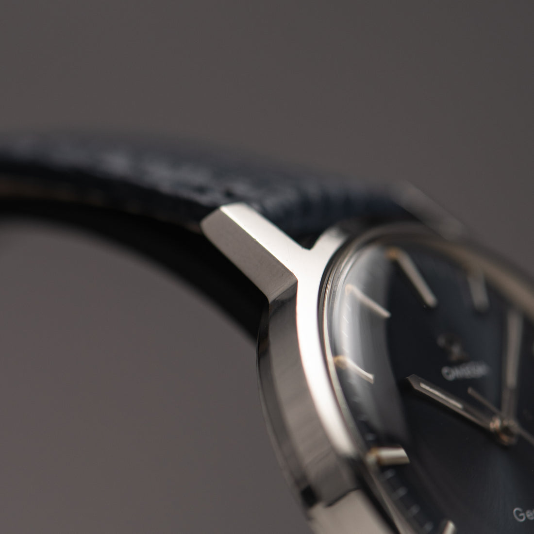 1969 OMEGA GENEVE BLUE SUNBURST CAL. 601 REF. 135.070