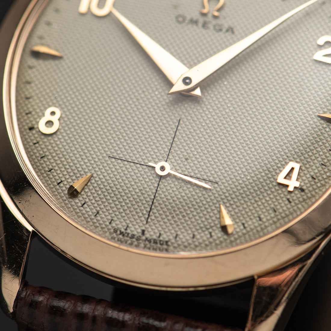 1952 OVERSIZE 14K ROSE GOLD OMEGA TRESOR HONEYCOMB CROSSHAIR SUB SECONDS CAL. 265 REF. 2619