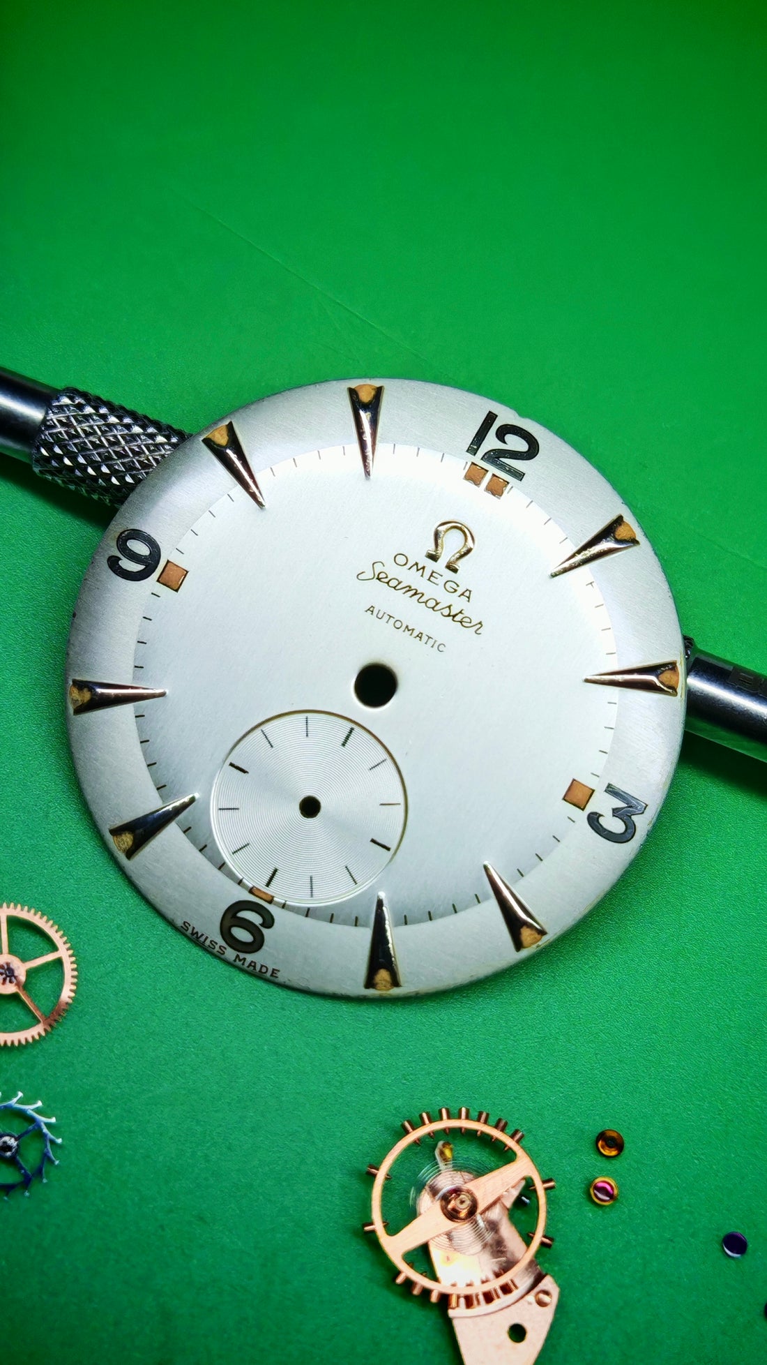 1950 OVERSIZE OMEGA SEAMASTER TWO TONE SUB SECONDS EXPLORER BUMPER CAL. 332 REF. 2493-8