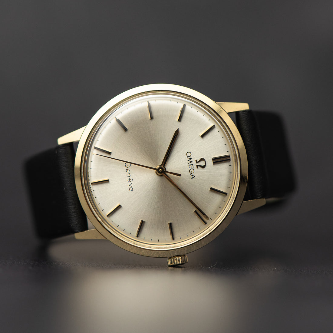 1970 14K GOLD OMEGA GENEVE SUNBURST CAL. 601 REF. 131.041