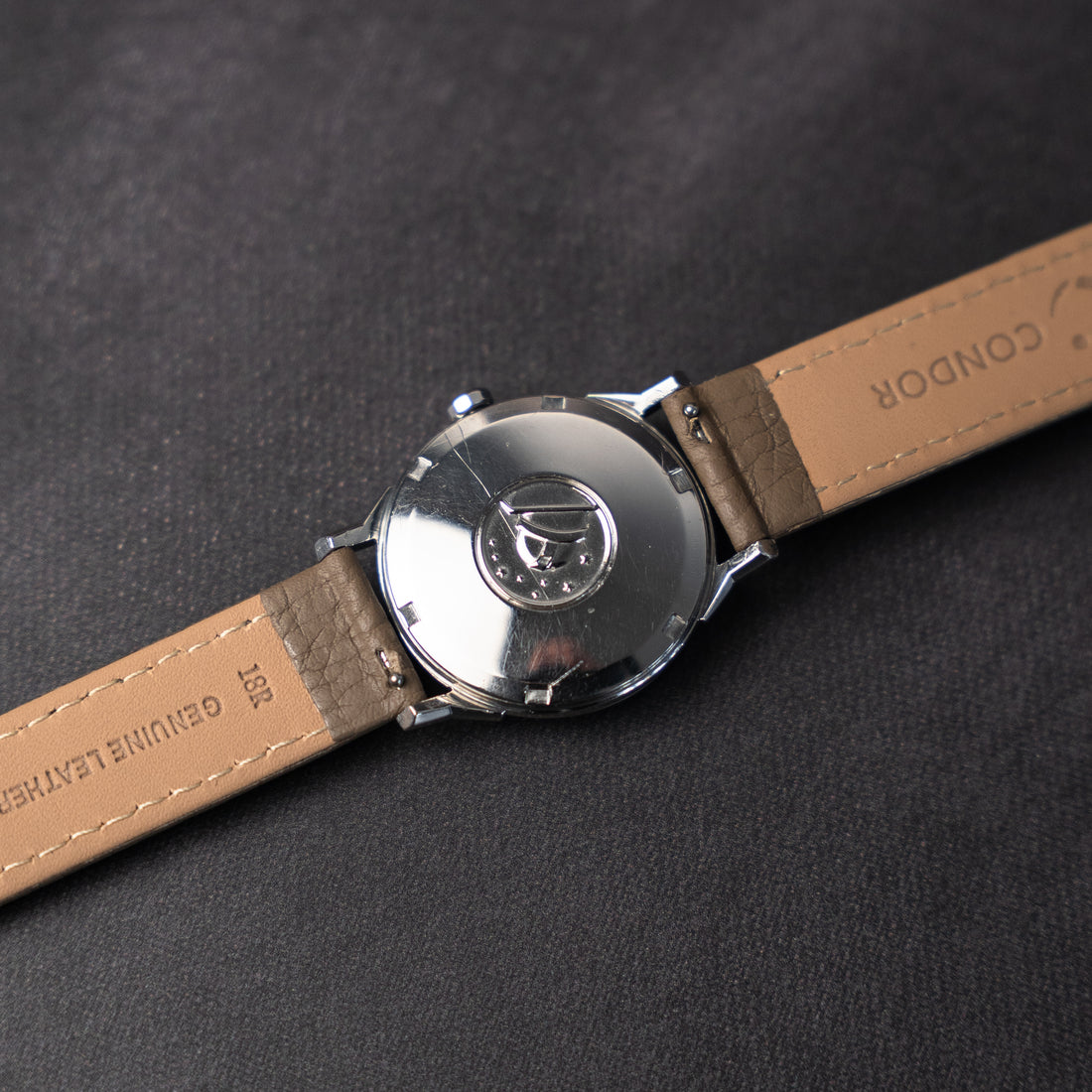 1963 OMEGA CONSTELLATION SUNBURST EXPLORER DOG-LEG CAL. 551 REF. 167.005