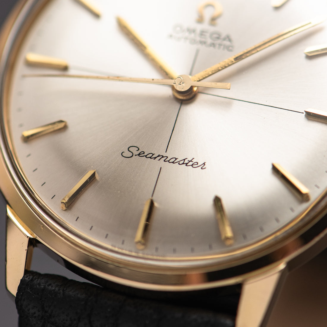 1963 OMEGA SEAMASTER CROSSHAIR SUNBURST CAL. 552 REF. 165.001