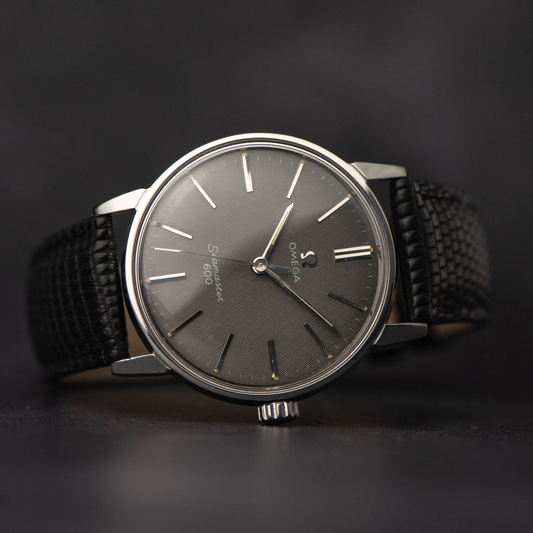 1968 OMEGA SEAMASTER 600 GREY LINEN CAL. 601 REF. 135.011