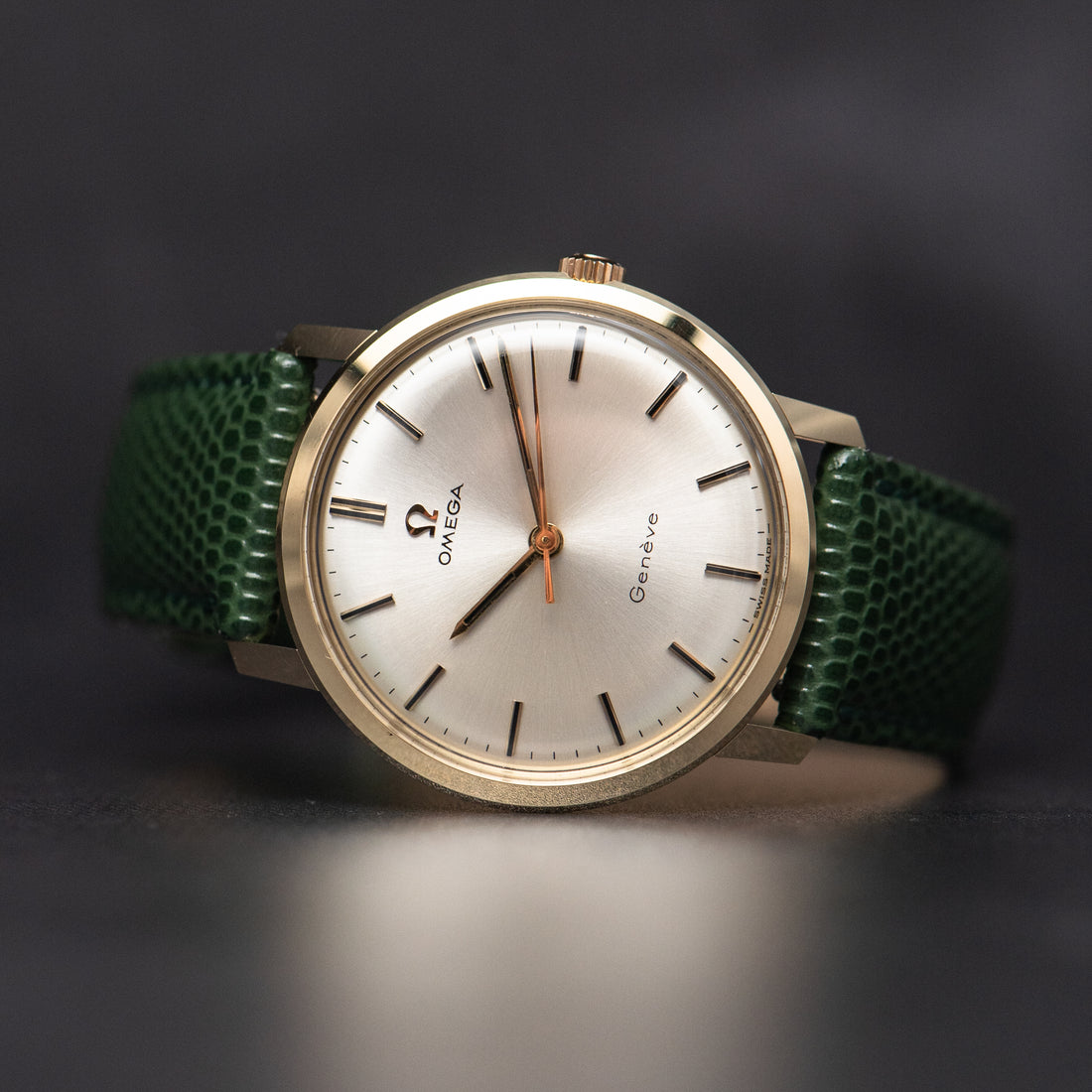 1968 14K GOLD OMEGA GENEVE SUNBURST CAL. 601 REF. 131.021 SP