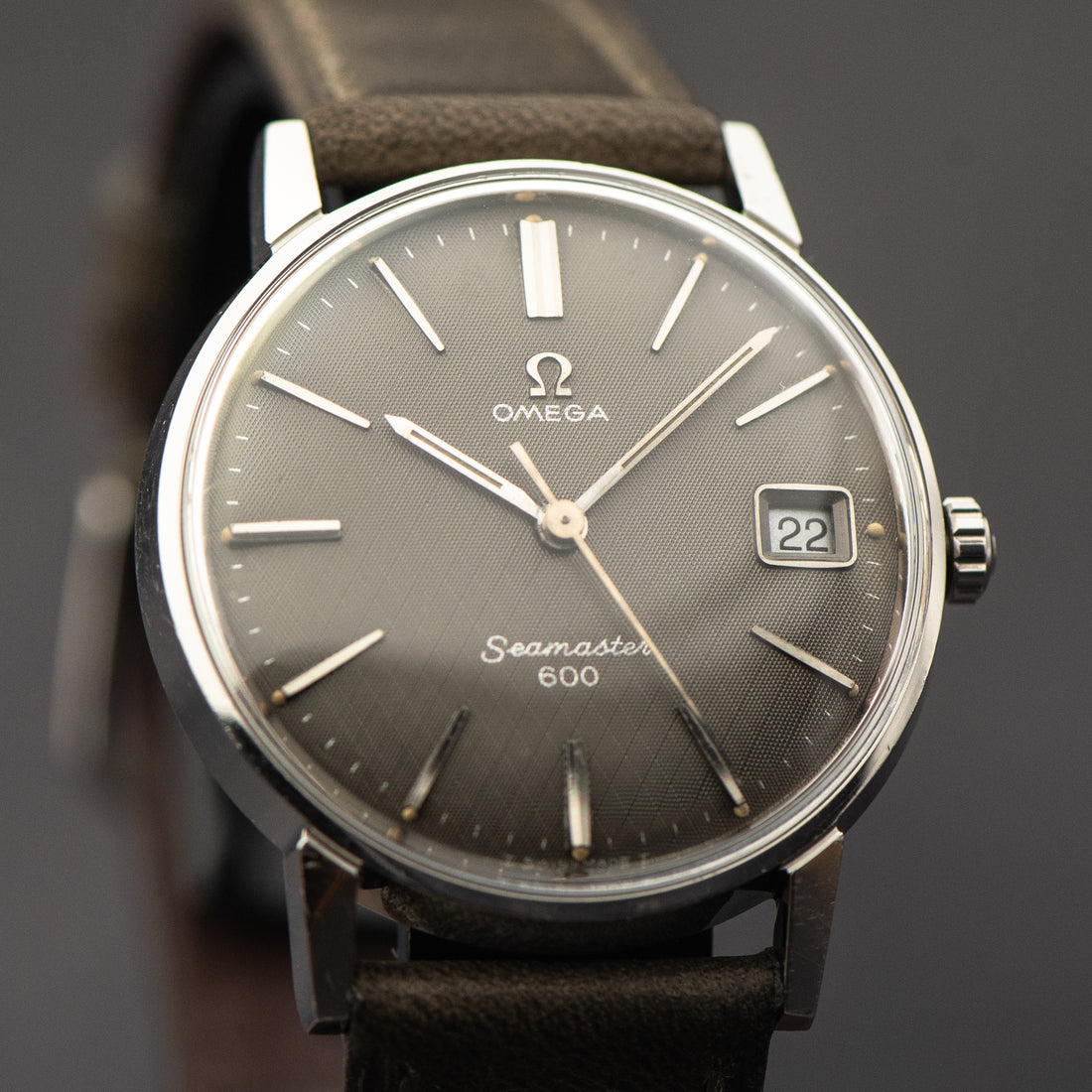 1966 OMEGA SEAMASTER 600 GREY LINEN CAL. 611 REF. 136.011